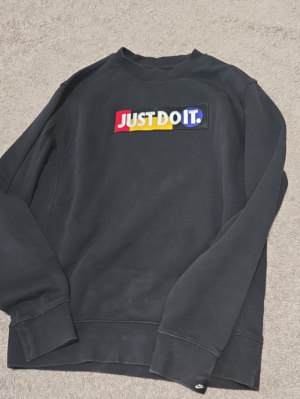 Nike Black Crewneck Sweatshirt with Multicolor JUST DO IT Mens Small